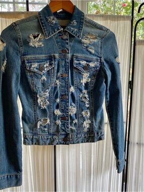 Calvin Klein Distressed Jean Jacket Small - Fitted Trucker Y2K Vintage-Inspired